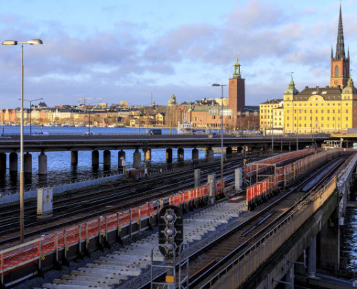 Eltel vinner nytt stort ramavtal, värt upp till 950 miljoner kronor.