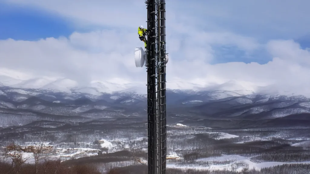 Kommunikation_mast_bla-himmel_awareness